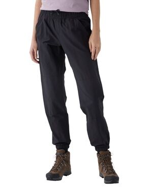 MEC sz 4 LONG Wanderwall Pants - Women's black